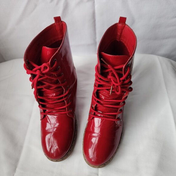 Laundry List Red patent leather Lace-up Boots Unisex size 9M. - Picture 4 of 13